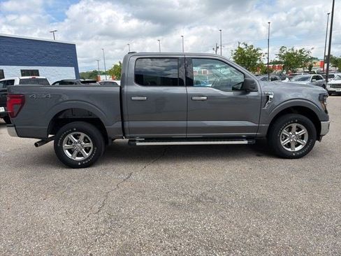 Used 2024 Ford F150 XLT AWD/4WD image 6