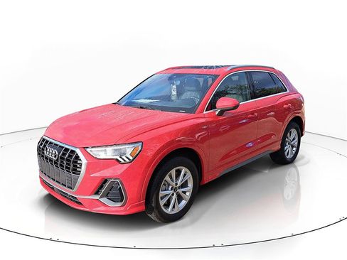 New 2025 Audi Q3 2.0T Premium image 2