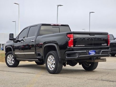 Used 2024 Chevrolet Silverado 3500 High Country image 28