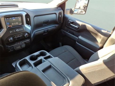 Used 2023 Chevrolet Silverado 2500 Custom w/ Custom Convenience Package image 12