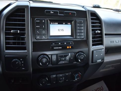 Used 2020 Ford F250 XL w/ Power Equipment Group image 13