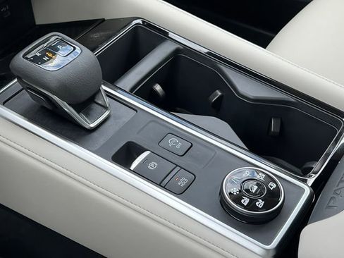 New 2026 Nissan Pathfinder SL image 28