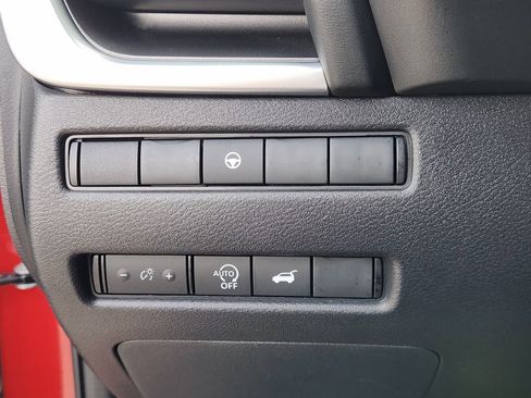 Used 2024 Nissan Rogue SV FWD image 21