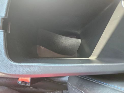 Used 2025 Chevrolet Trax LT w/ LT Convenience Package image 27