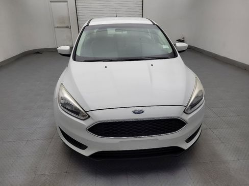 Used 2018 Ford Focus SE FWD image 14