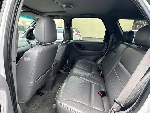Used 2002 Ford Escape XLT AWD/4WD image 9