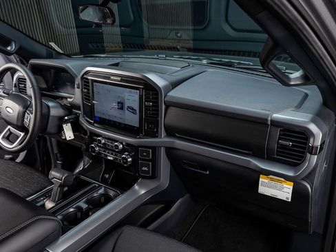 Used 2026 Ford F150 XLT w/ XLT Black Appearance Package AWD/4WD image 18