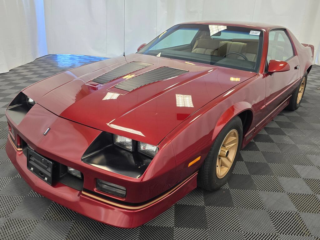 Used 1988 Chevrolet Camaro IROC-Z RWD image 9