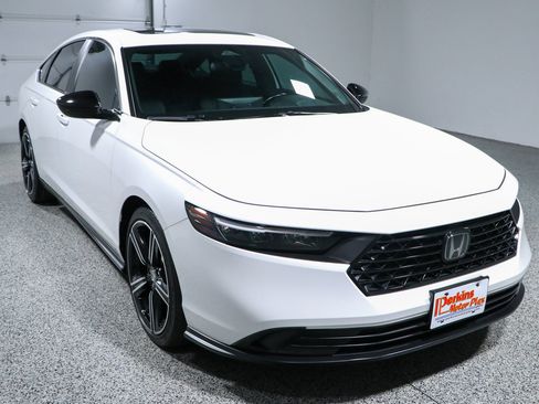 Used 2024 Honda Accord Sport image 5