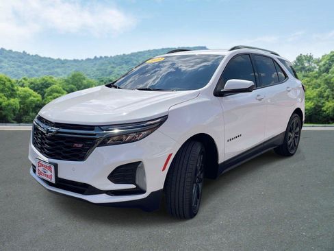 Used 2023 Chevrolet Equinox RS AWD/4WD image 24