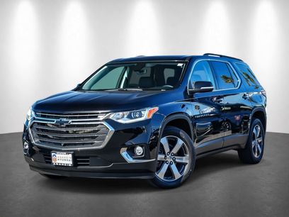 Used 2021 Chevrolet Traverse LT w/ LT Premium Package