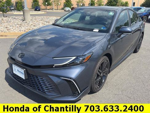Used 2026 Toyota Camry XSE AWD/4WD image 3