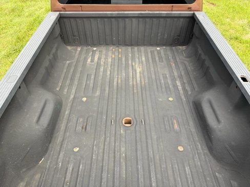 Used 2011 Ford F350 Lariat w/ Lariat Interior Pkg image 15