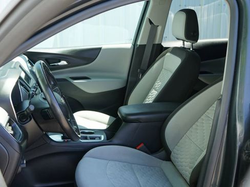 Used 2019 Chevrolet Equinox LT FWD image 12