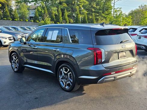 Used 2023 Hyundai Palisade SEL AWD/4WD image 12