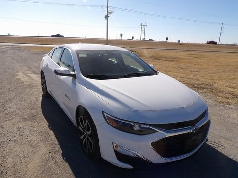 Used 2022 Chevrolet Malibu RS w/ LPO, Convenience Package 2 image 4