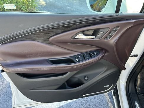 Used 2017 Buick Envision Premium w/ Driver Confidence Package image 35