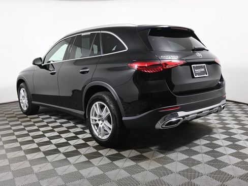 Used 2026 Mercedes-Benz GLC 300 4MATIC image 5