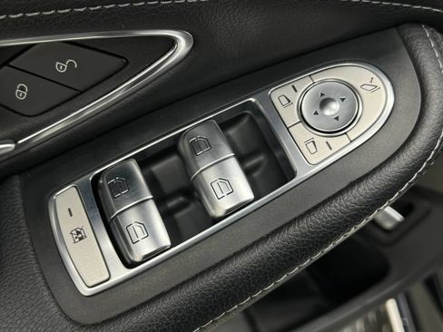 Used 2015 Mercedes-Benz C 300 4MATIC Sedan image 16