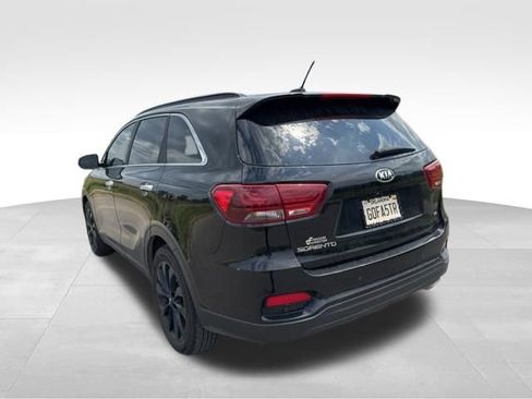 Used 2019 Kia Sorento S AWD/4WD image 5