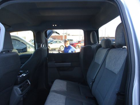 Used 2021 Ford F150 XLT w/ Equipment Group 301A Mid image 16