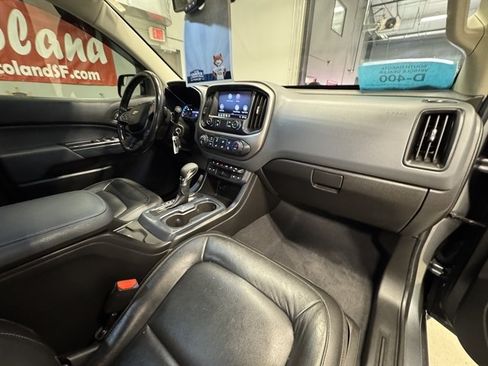 Used 2019 Chevrolet Colorado Z71 AWD/4WD image 22