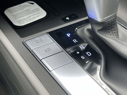 New 2026 Hyundai Elantra Sport FWD image 12