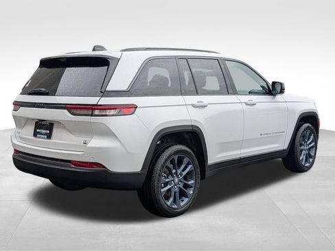 New 2026 Jeep Grand Cherokee Limited AWD/4WD image 2