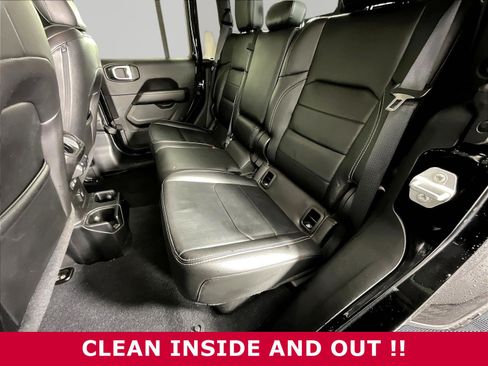 Used 2020 Jeep Gladiator Overland AWD/4WD image 21