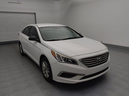 Used 2017 Hyundai Sonata SE image 13