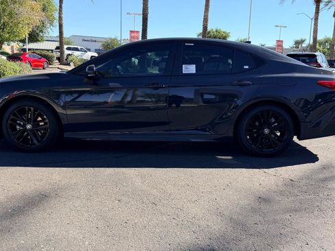 New 2026 Toyota Camry SE image 3