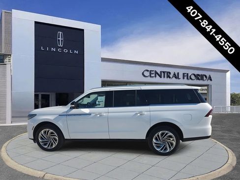 New 2026 Lincoln Navigator L Reserve AWD/4WD image 7