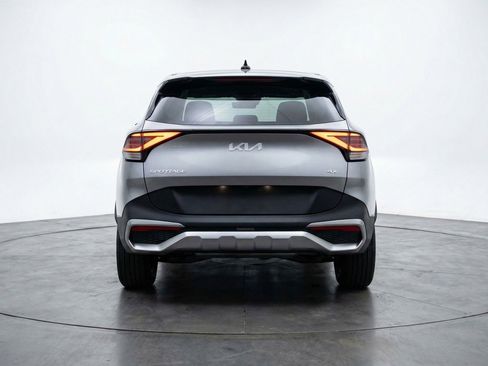 Used 2025 Kia Sportage LX image 7