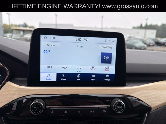 Used 2022 Ford Escape Titanium w/ Titanium Elite Package AWD/4WD image 16