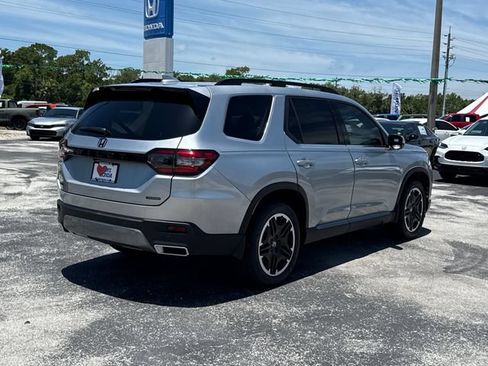 New 2026 Honda Pilot Touring image 6