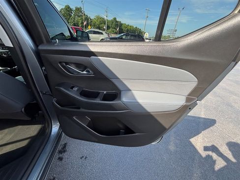 Used 2019 Chevrolet Traverse Premier w/ Driver Confidence II Package FWD image 26