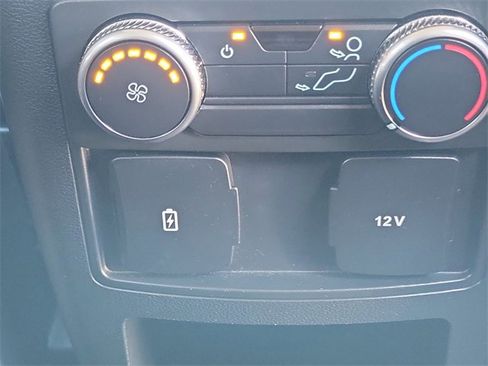 Certified 2021 Ford Explorer XLT w/ Equipment Group 202A image 25