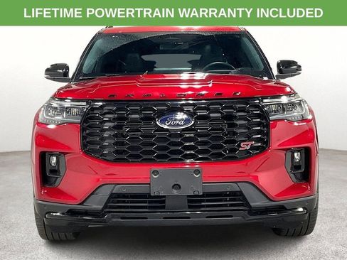 Used 2025 Ford Explorer ST AWD/4WD image 4