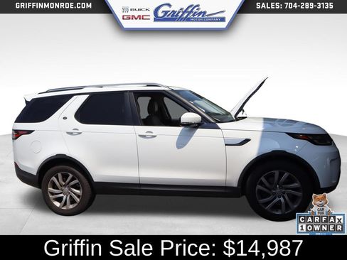 Used 2017 Land Rover Discovery HSE AWD/4WD image 6