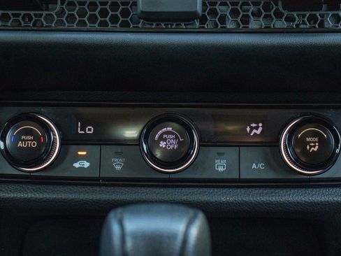 Certified 2023 Honda HR-V LX image 21