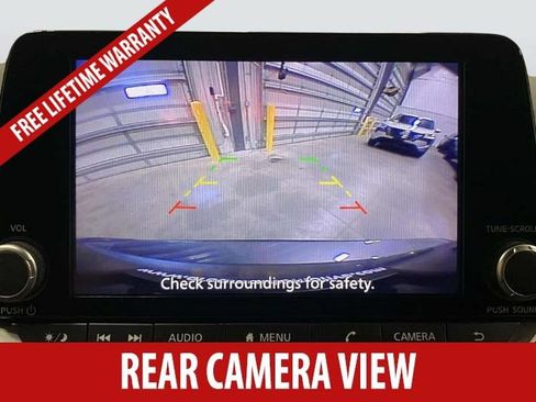 Used 2024 Nissan Rogue SV AWD/4WD image 13