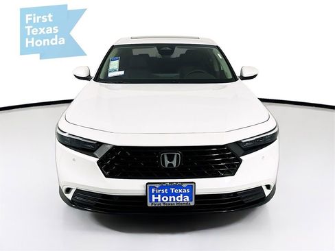 Used 2025 Honda Accord EX-L image 2