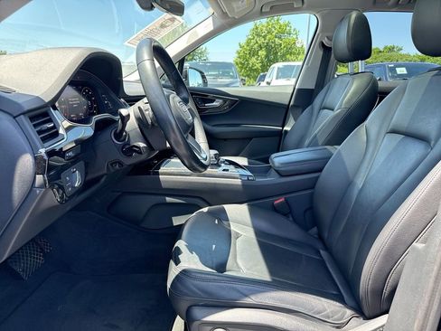 Used 2019 Audi Q7 3.0T Premium Plus w/ Premium Plus Package AWD/4WD image 21