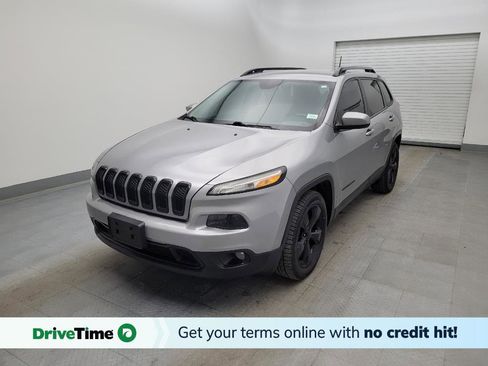 Used 2016 Jeep Cherokee Altitude image 1