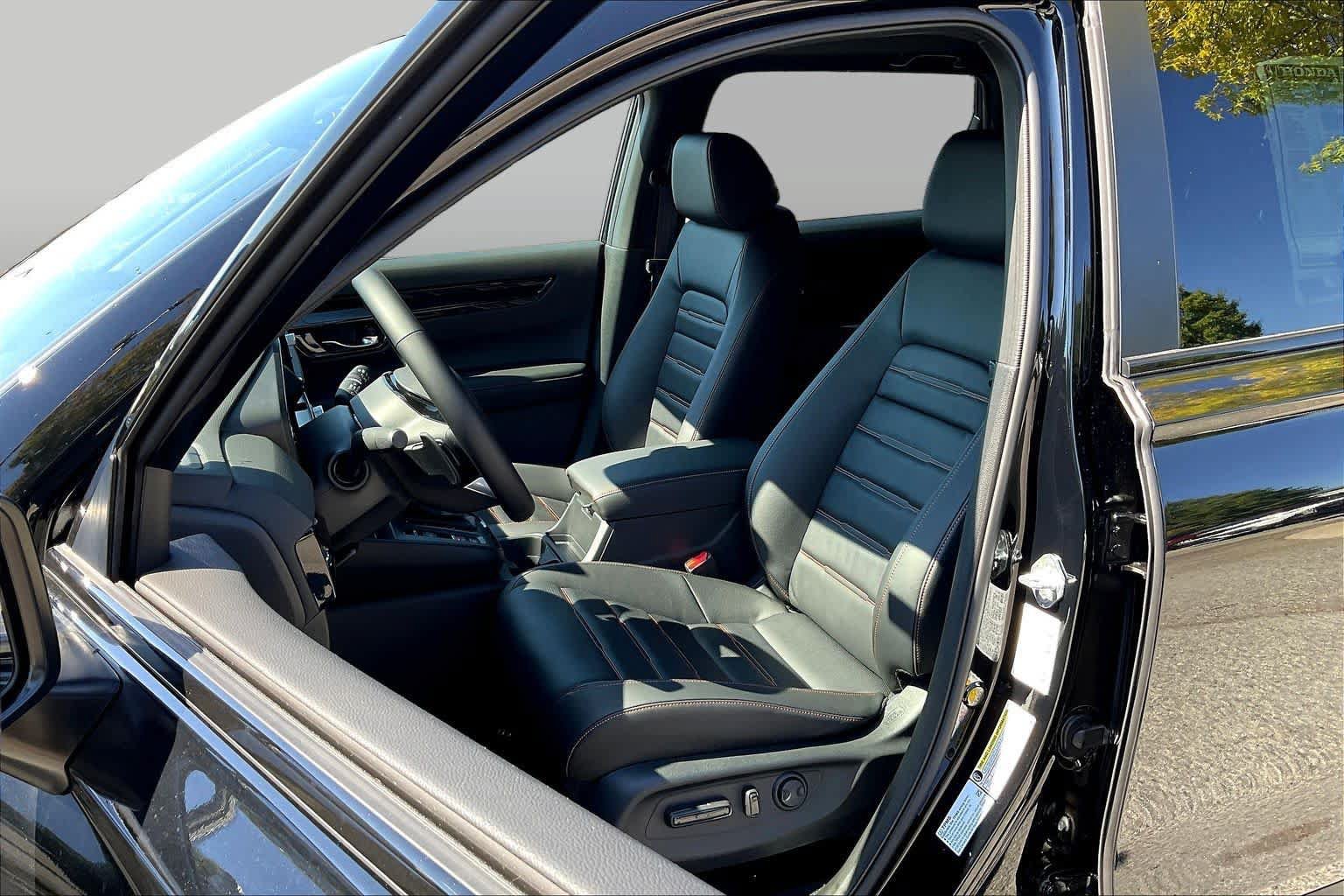 New 2027 Honda CR-V Sport Touring image 9
