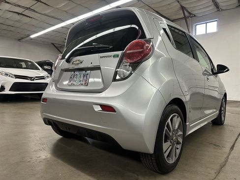 Used 2016 Chevrolet Spark LT image 30