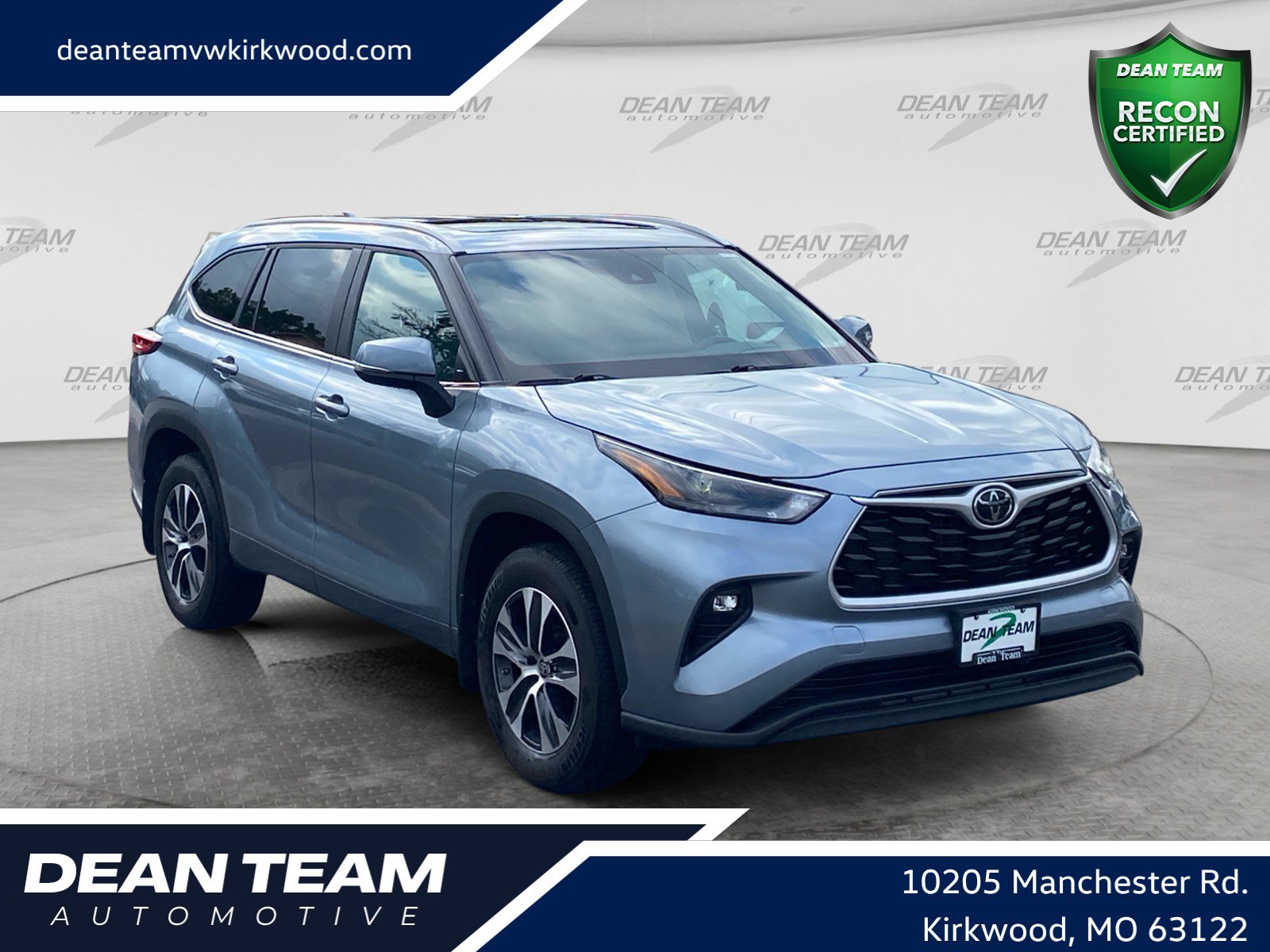 Used 2023 Toyota Highlander XLE AWD/4WD image 1