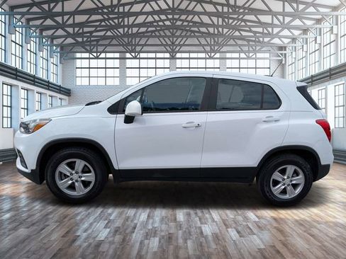 Used 2019 Chevrolet Trax LS AWD/4WD image 7