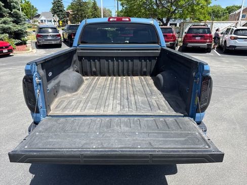 Used 2018 Toyota Tundra SR5 w/ TRD Off Road Package AWD/4WD image 43