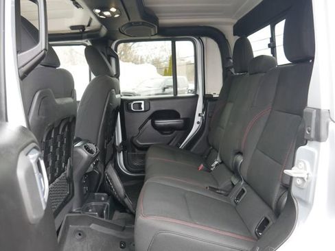 Used 2022 Jeep Gladiator Rubicon w/ LED Lighting Group image 14